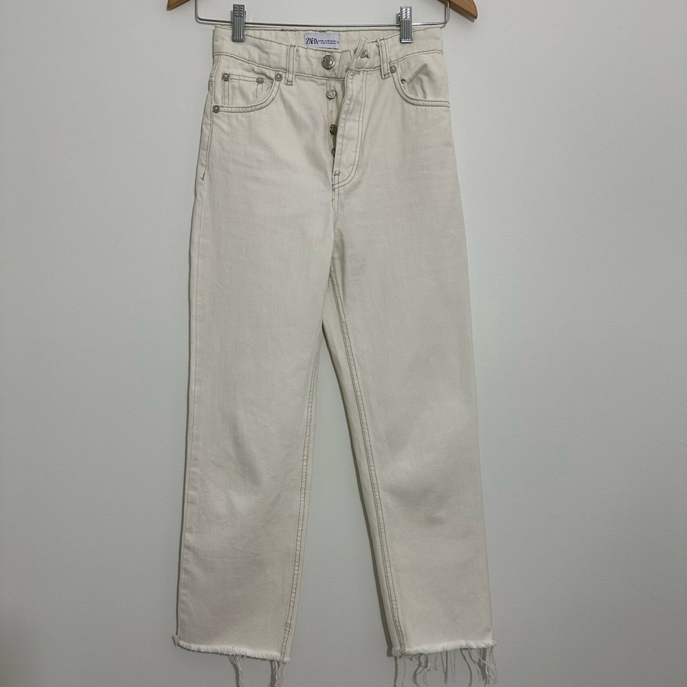 Zara High Rise Straight Leg Jeans-Cream